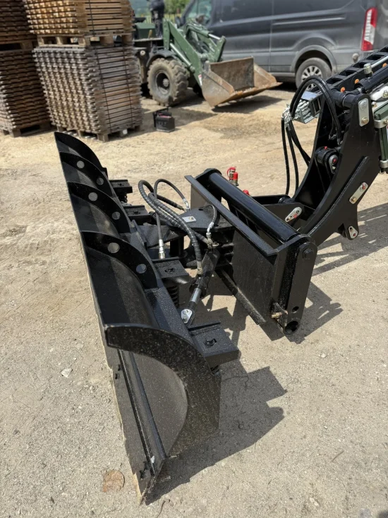 Τηλεσκοπικός φορτωτής Müller TL725
